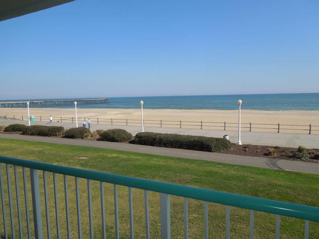Baymont By Wyndham Virginia Beach Oceanfront Екстериор снимка